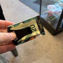 Load image into Gallery viewer, HyzerPocket: The Disc Golf Wallet