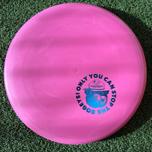 Load image into Gallery viewer, Dynamic Discs Classic Blend Judge Bogey Bear