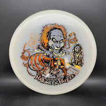 Load image into Gallery viewer, Discraft Z Mega Glo Buzzz 2026 Halloween
