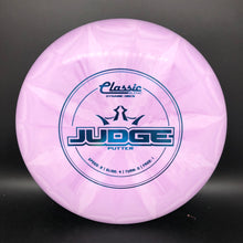 Load image into Gallery viewer, Dynamic Discs Classic Blend Burst Judge - stock