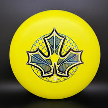 Load image into Gallery viewer, Climo Disc Golf Trophy Line Champ Iron Leaf