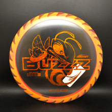 Load image into Gallery viewer, Discraft FuZed Buzzz (buzzzsaw) 177+ grams
