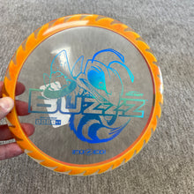 Load image into Gallery viewer, Discraft FuZed Buzzz (buzzzsaw) 177+ grams
