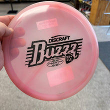 Load image into Gallery viewer, Discraft Z Swirl Buzzz &#39;24 Ledgestone S2
