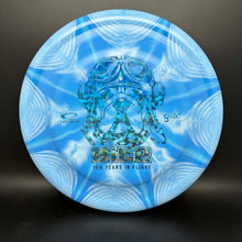 Load image into Gallery viewer, Latitude 64 Gold Burst Bite
