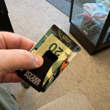 Load image into Gallery viewer, HyzerPocket: The Disc Golf Wallet
