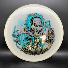 Load image into Gallery viewer, Discraft Z Mega Glo Buzzz 2026 Halloween
