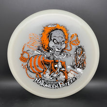 Load image into Gallery viewer, Discraft Z Mega Glo Buzzz 2026 Halloween
