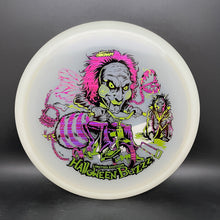 Load image into Gallery viewer, Discraft Z Mega Glo Buzzz 2026 Halloween
