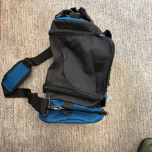 Load image into Gallery viewer, Fade Gear Crunch Box Disc Golf Bag
