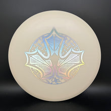 Load image into Gallery viewer, Climo DG Test Glow Trophy Line Belleair Iron Leaf
