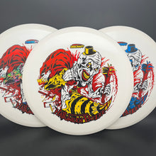 Load image into Gallery viewer, Discraft ESP Glo Buzzz &#39;25 Halloween 3-foil
