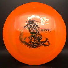 Load image into Gallery viewer, Mint Discs Apex Diamondback - Super Hero
