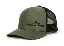 Load image into Gallery viewer, Dynamic Discs King D&#39;s Snapback Hat
